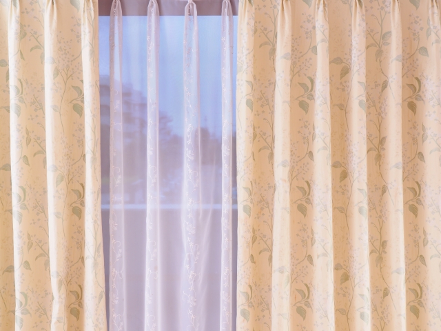 窓の防音対策に防音シート・カーテンは有効か（賃貸）